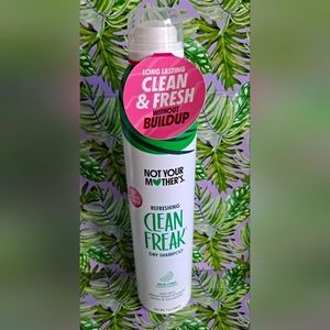 Not Your Mothers Refreshing Clean & Freak Dry Shampoo 7 OZ. New